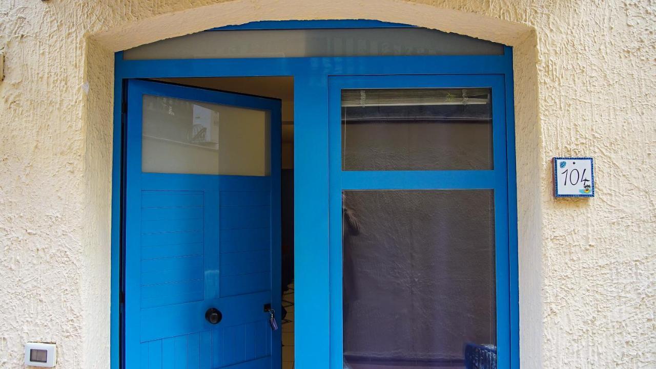 Baia Di Naxos Aparthotel Giardini Naxos Exterior foto