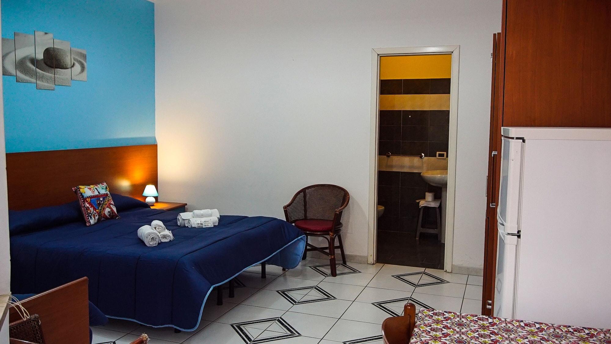 Baia Di Naxos Aparthotel Giardini Naxos Exterior foto